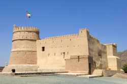 Il forte Al Bithnah a Ras al Khaimah Emirati Arabi Uniti - © 157154915 / Shutterstock.com