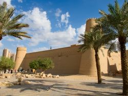 Il forte Al Masmak nella città di Riyadh, Arabia Saudita. Tra le fortezze più importanti della capitale saudita, è caratterizzata da alcune alte torri che servivano a tenere ...