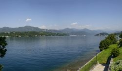 Il Lago d'Orta a Corconio, borgo della provinica di Novara, in Piemonte