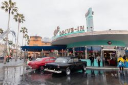 Il Mel's Drive-In agli Universal Studios di Osaka, Giappone. E' un tipico fast food americano - © Ormalternative / Shutterstock.com