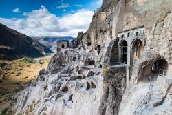 Il monastero e città rupestre di Vardzia Patrimonio UNESCO in Georgia
