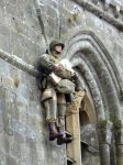 Il particolare del paracadutista di Sainte Mere Eglise, il monumento che celebra il D-Day del 19944, lo sbarco in Normandia  - © CRM / Shutterstock.com