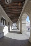 Il portico della cattedrale romanica di Santa Maria di Lugo, Galizia, Spagna - © Juan J. Jimenez / Shutterstock.com