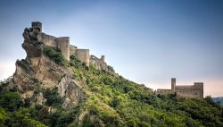 Il suggestivo Castello di Roccascalegna in Abruzzo