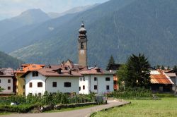 Il villaggio di Pellizzano in Trentino