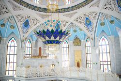 Interno della grande Moschea di Kazan in Russia - © Shamilini / Shutterstock.com