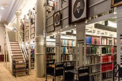 Interno di una vecchia biblioteca nella città di Austin, Texas (USA) - © Giorgia Basso / Shutterstock.com