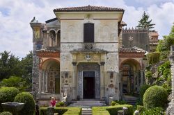 La casa-museo Lodovico Pogliaghi al Sacro Monte di Varese, Lombardia. E' situata al termine del viale delle Cappelle ed espone una ricca collezione di opere d'arte contemporanea databili ...