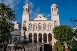 La cattedrale di Ayia-Napa, la principale chiesa ortodossa di Limassol, Cipro. Situata nel cuore della zona residenziale e commerciale di Limassol, questa chiesa greco-ortodossa è stata ...