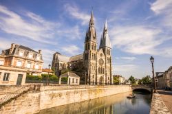 La chiesa di Notre-Dame-en-Vaux a Chalons-en-Champagne, Francia. Patrimonio dell'Umanità dal 1998, fa parte del Cammino di Santiago. 



