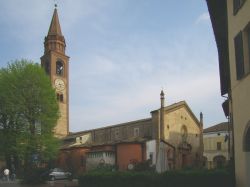 La chiesa di San Bassiano in centro a Pizzighettone