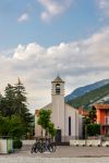 La chiesa di Santa Maria nel Comune di Torbole, provincia di Trento - © Roka / Shutterstock.com