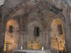 La cripta della Cattedrale di Sutri, nel Lazio - © s74 / Shutterstock.com