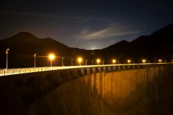 La Diga di Ridracoli fotografata di notte, Emilia-Romagna