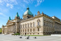 La Federal Administrative Court di Lipsia, Germania. La costruzione dell'edificio risale al 1895.
