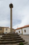 La gogna a Castelo Mendo, Portogallo. Recentemente questo borgo è stato recuperato tornando così alle sue caratteristiche originarie.
