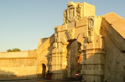 La Porta Spagno del centro storico di Augusta in Sicilia