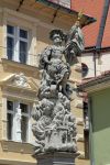 La statua dedicata a San Floriano nella piazza centrale di Ptuj, Mestni Trg, Slovenia - © Zvonimir Atletic / Shutterstock.com