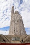 La statua di Morelos sull'isola di Janitzio, Messico. E' il simbolo più fotografato di quest'isola del Messico e sorge sul promontorio più alto. Raffigurato con il ...
