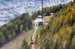 La stazione di mezzo della cabinovia Goldeck a Spittal an der Drau, Austria: raggiunge l'altitudine di 1650 metri sul livello del mare - © Balakate / Shutterstock.com