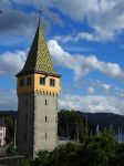 La storica Mangturm a Lindau, Germania. Questo vecchio faro venne utilizzato fra il 1180 e il 1300.
