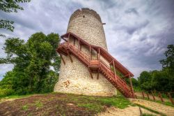 La torre dell'antica fortezza di Kazimierz Dolny sul fiume Vistola, Polonia. 
