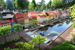 Le case  di Copenaghen ricostruite in miniatura a Legoland Billung in Danimarca - © OlhaPro / Shutterstock.com