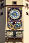 L'orologio dell'Altes Rathaus di Lipsia, Germania. Situato nella Piazza del Mercato, questo storico edificio ha ospitato per 350 anni il Municipio cittadino sino al 1909 quando venne ...