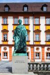 Massimiliano II° d'Asburgo: monumento al re della Baviera nel centro di Bayreuth, Germania.
