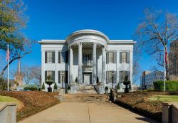 Mississippi Governor's Mansion a Jackson, Stati Uniti d'America. Occupato per la prima volta nel 1842, questo elegante edificio rappresenta anche la seconda più antica dimora ...