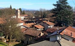 Panorama del centro di Comignago in Piemonte - © Alessandro Vecchi - CC BY-SA 3.0, Wikipedia