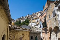 Panorama di Sant'Agata di Puglia, Italia. Dal maggio 2016 ha ottenuto il riconoscimento di "città del buon vivere". 

