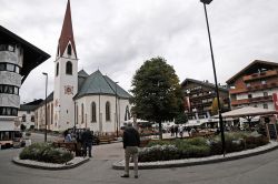 Piazza in centro a Seefeld in Tirolo (Austria)
