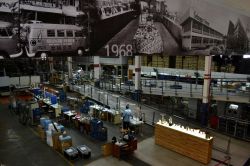 Royal Selangor Visitor Centre: è possibile effettuare visite guidate presso questa fabbrica storica di Kuala Lumpur, che esiste ormai da cinque generazioni, dove vengono prodotti oggetti ...