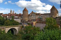 Semur-en-Auxois, il borgo spettacolare della Borgogna, nel centro della Francia