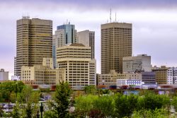 Skyline della città di Winnipeg, capitale dello stato del Manitoba (Canada).
