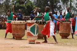 Spettacolo folkloristico a Bujumbura nel Burundi, Africa - © Christopher Morley-Pegge / Shutterstock.com