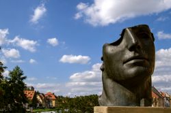 Statua Il Centurione di Igor Mitoraj a Bamberga, Germania - © Svetlana Beleacov / Shutterstock.com