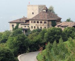 Thurnstein il castello si trova nei dintorni, tra  Lagundo e Merano - © JuliaM. Fotografie / Shutterstock.com