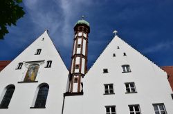 Tipica architettura bavarese nel centro storico di Augusta, Germania - © photo20ast / Shutterstock.com