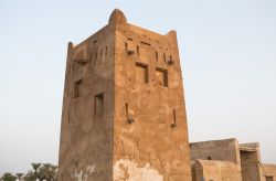 Un antico forte nella città fantasma di Jazirat Al Hamra - © BURN-PHOTOGRAPHY / Shutterstock.com 