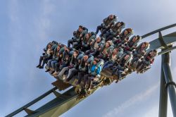 Un rollercoaster a Efteling il parco divertimenti di Kaatsheuvel in Olanda - © Rudmer Zwerver / Shutterstock.com