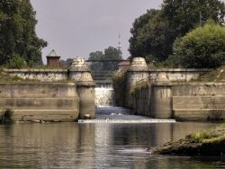 Un tratto del fiume Ticino   Pavia modificato in accordo ai modelli idraulici di Leonardo.