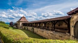 Un tratto delle fortificazioni del castello di Altenburg, Germania. Per oltre due secoli, fra il 1305 e il 1553, questa fortezza è stata la seconda residenza dei principi vescovi di Bamberga ...