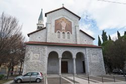 Una chiesa a Monfalcone, Friuli Venezia Giulia - © Federico Hani / Shutterstock.com