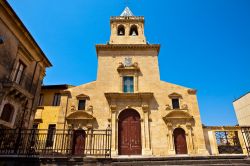 Una chiesa in centro a Francofonte in Sicilia