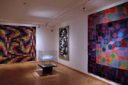 Una sala del Vasarely Museum di Pécs, Ungheria. Inaugurato nel 1976, questo museo rende omaggio al pittore Victor Vasarely celebre per la sua produzione definita "optical art" ...