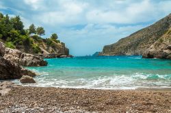 Una spiaggia della baia di Jeranto a nerano in Campania