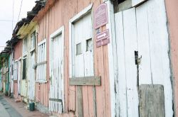 Una strada del Barrio de la Huaca a Veracruz, Mexico. Questa periferia è stata fondata dagli schiavi africani circa 3 secoli fa - © Aurora Angeles / Shutterstock.com