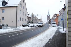 Una zona residenziale innevata nella città di Erlangen, Germania. In inverno il clima continentale risulta piuttosto rigido con massime che oscillano anche attono agli 0 °C - © ...